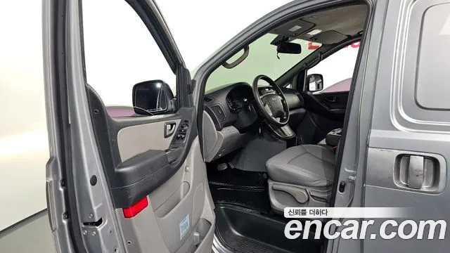 Hyundai Starex 2014 thumb 10