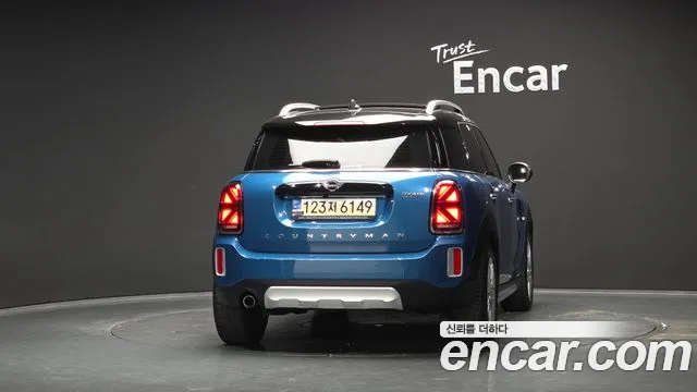 MINI Countryman 2021 thumb 4