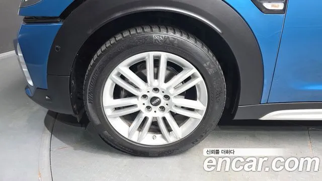 MINI Countryman 2021 thumb 5