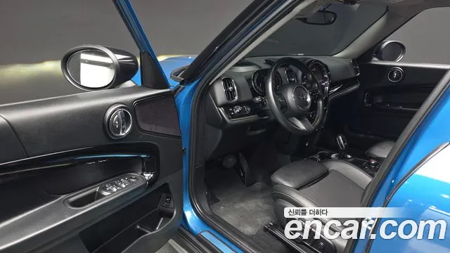 MINI Countryman 2021 thumb 10