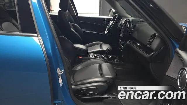MINI Countryman 2021 thumb 11