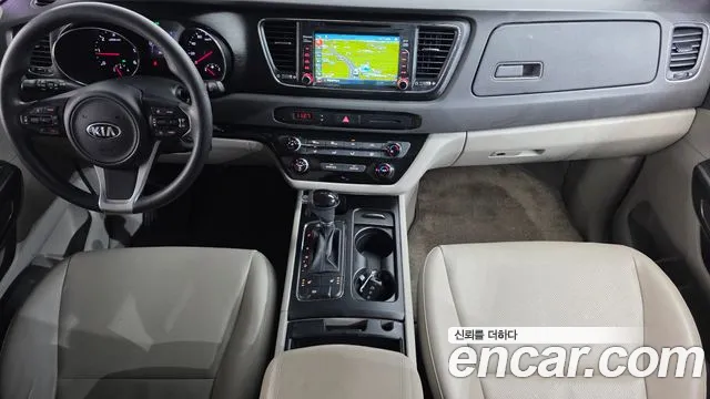 Kia Carnival 2016 thumb 7