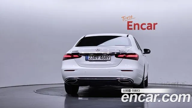 Mercedes-Benz E-Класс 2021 thumb 3