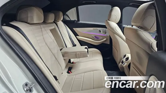 Mercedes-Benz E-Класс 2021 thumb 11