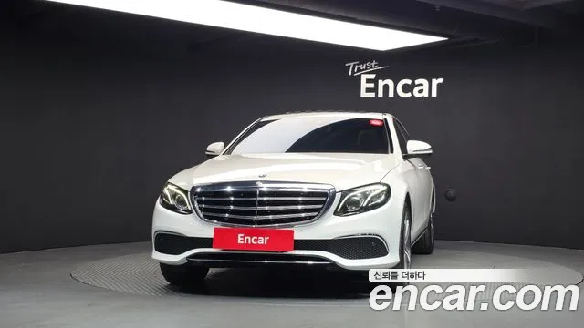 Mercedes-Benz E-Класс 2019 thumb 3