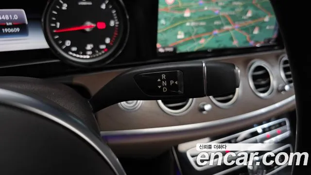 Mercedes-Benz E-Класс 2019 thumb 9
