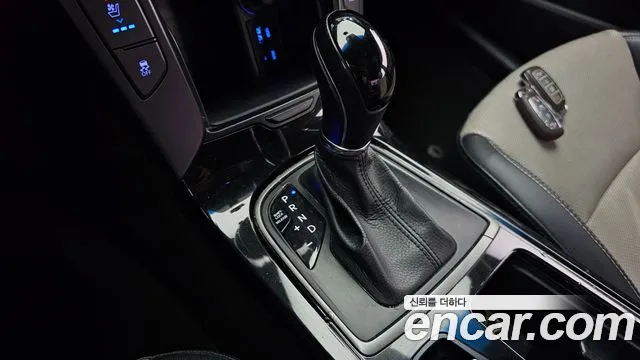 Hyundai i40 2016 thumb 9