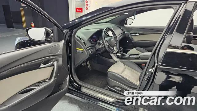 Hyundai i40 2016 thumb 10