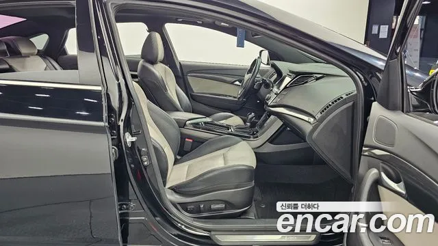 Hyundai i40 2016 thumb 11