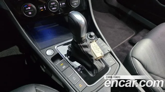 Volkswagen Jetta 2021 thumb 9