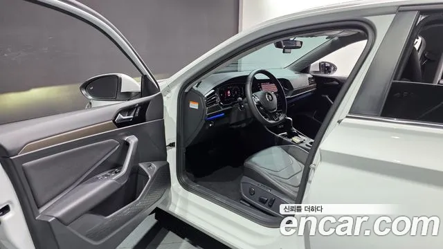 Volkswagen Jetta 2021 thumb 10