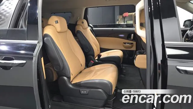 Kia Carnival 2022 thumb 12