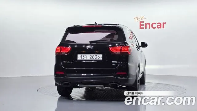 Kia Sorento 2018 thumb 3