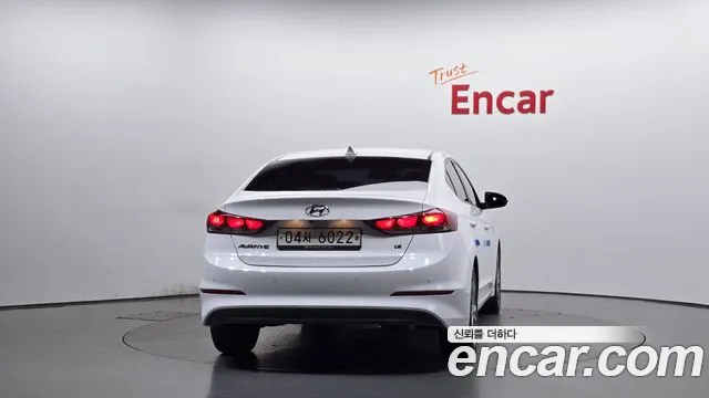 Hyundai Avante 2018 thumb 4