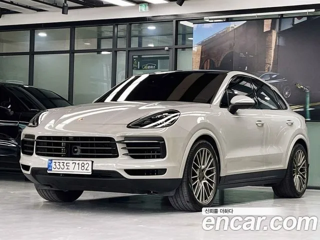 Porsche Cayenne 2022 thumb 12