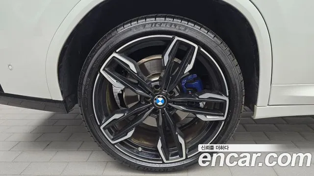 BMW X4 2022 thumb 5