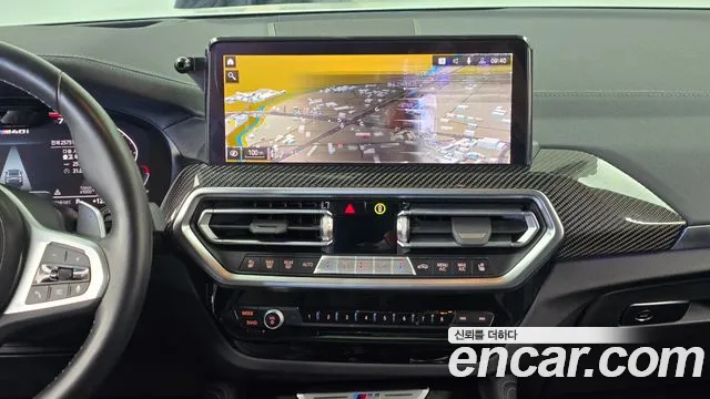 BMW X4 2022 thumb 12