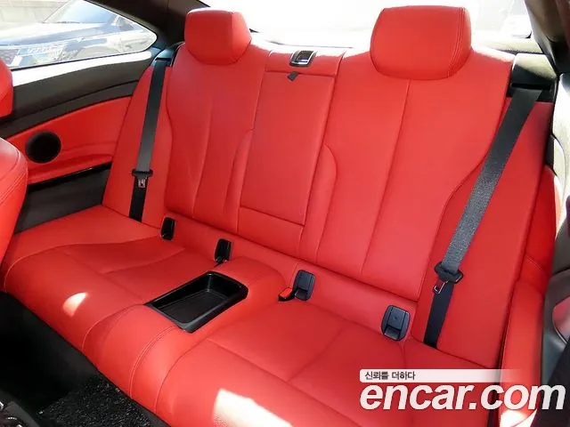 BMW 4-Series 2016 thumb 6