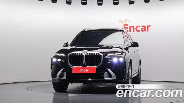 BMW X7 2023 thumb 3
