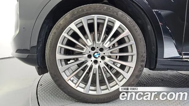 BMW X7 2023 thumb 5