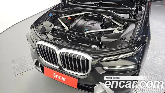 BMW X7 2023 thumb 6