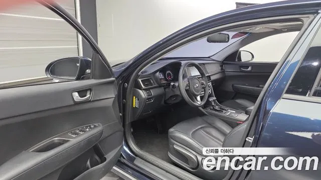 Kia K5 2017 thumb 10