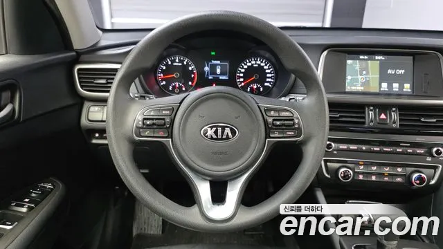 Kia K5 2017 thumb 12