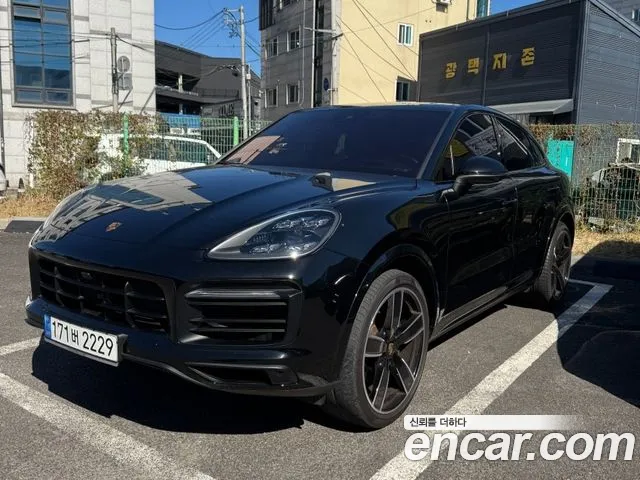 Porsche Cayenne 2022 thumb 2