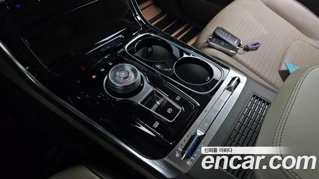 Kia Carnival 2021 thumb 9