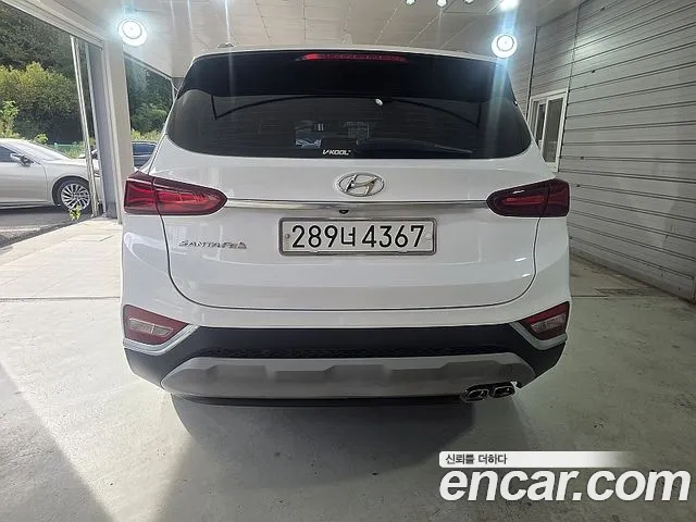 Hyundai Santa Fe 2019 thumb 6