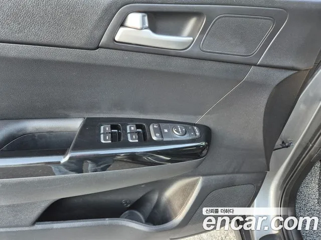 Kia Sportage 2019 thumb 10