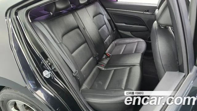 Hyundai Avante 2016 thumb 11