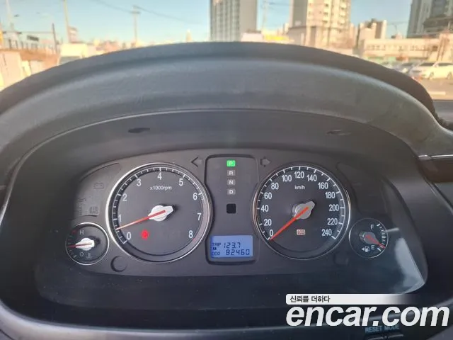 Hyundai Grandeur 2010 thumb 7