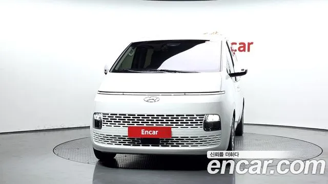 Hyundai Staria 2022 thumb 2