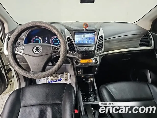 KG_Mobility_Ssangyong KORANDO 2015 thumb 5