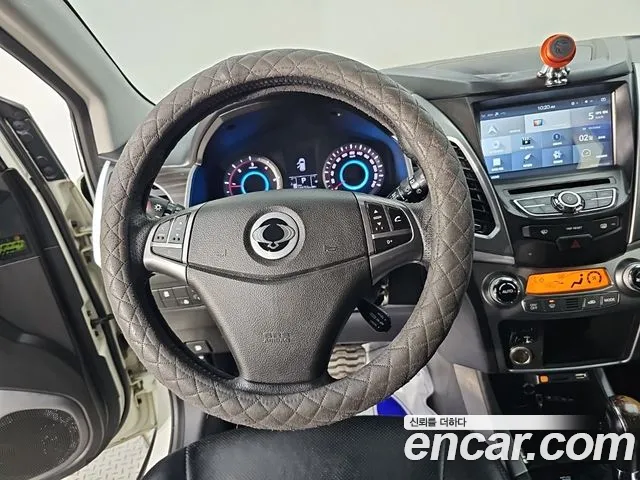 KG_Mobility_Ssangyong KORANDO 2015 thumb 9