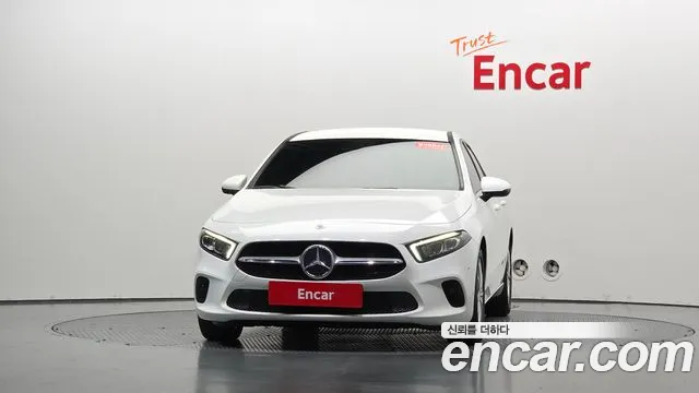 Mercedes-Benz A-Класс 2020 thumb 2