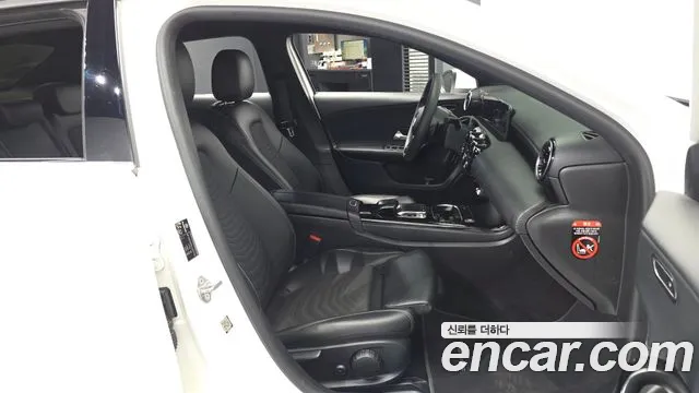 Mercedes-Benz A-Класс 2020 thumb 10