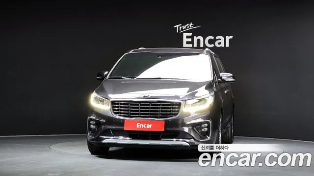 Kia Carnival 2018 thumb 3
