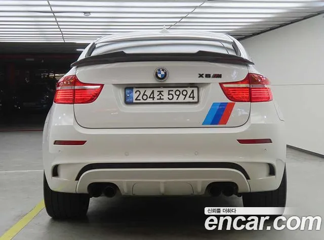 BMW X6M 2010 thumb 3