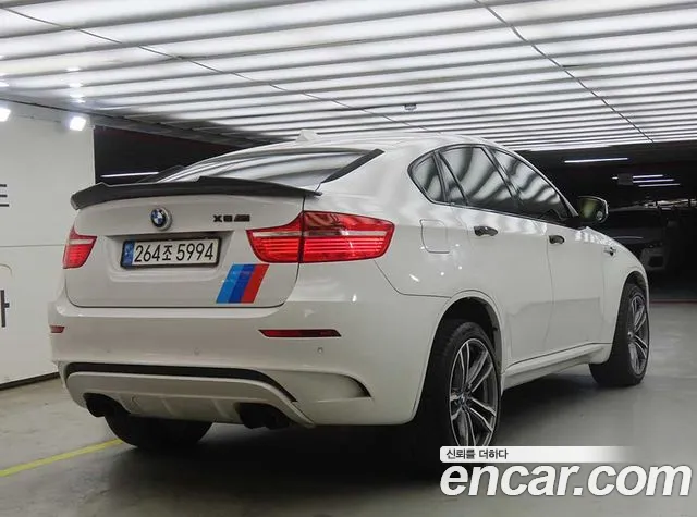 BMW X6M 2010 thumb 4