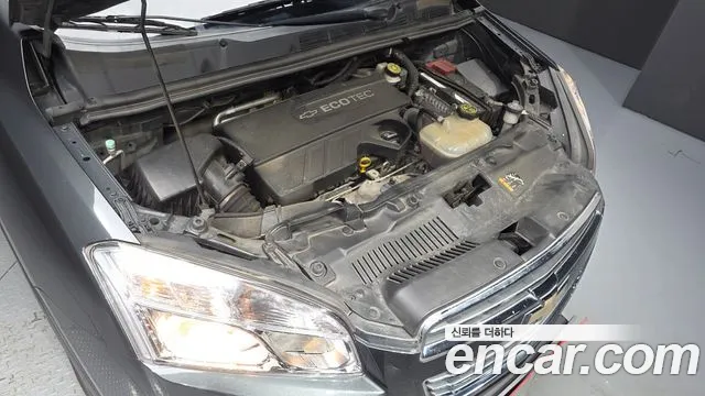 ChevroletGMDaewoo Tracker 2015 thumb 6