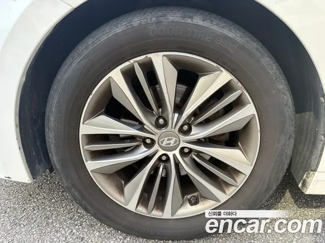Hyundai Grandeur 2015 thumb 5