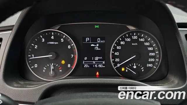 Hyundai Avante 2017 thumb 8