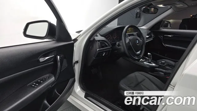 BMW 1-Series 2014 thumb 9