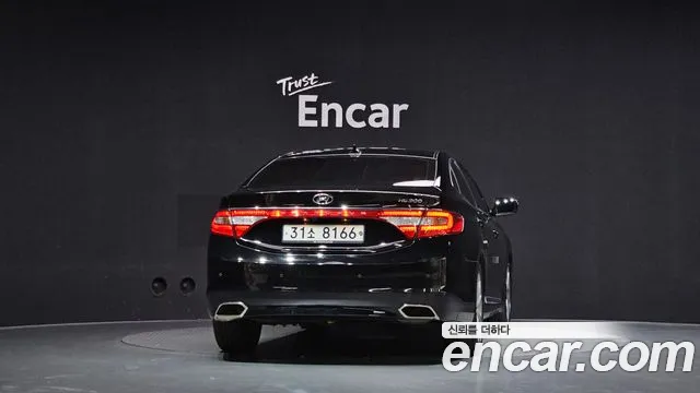 Hyundai Grandeur 2016 thumb 4