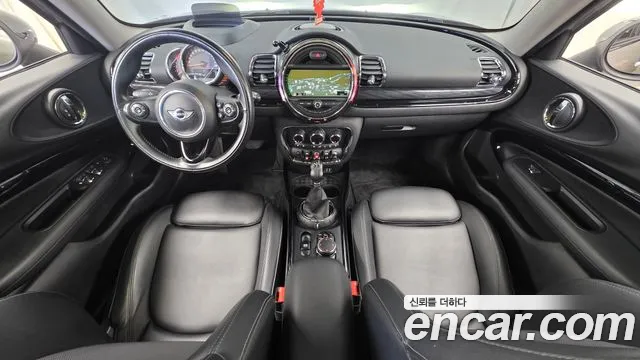 MINI Clubman 2016 thumb 7