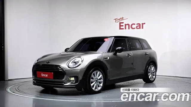 MINI Clubman 2016 thumb 11