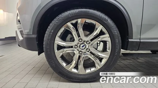 KG_Mobility_Ssangyong Rexton 2019 thumb 4