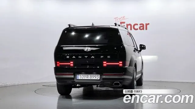 Hyundai Santa Fe 2024 thumb 4